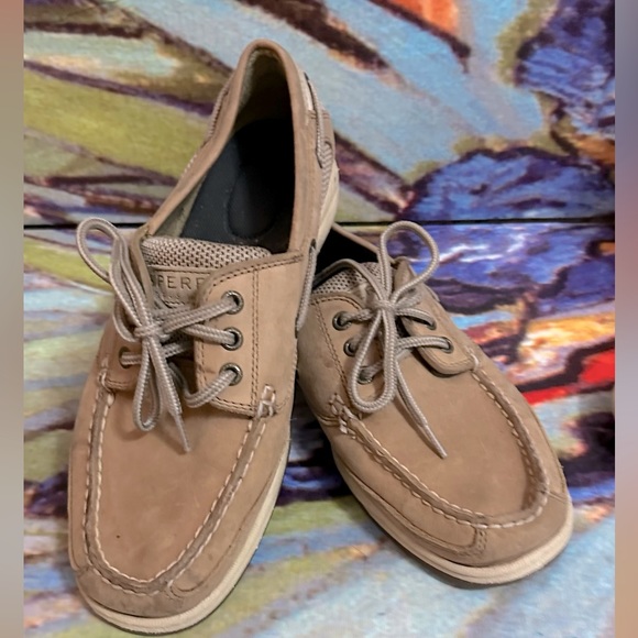 Sperry Shoes - Sperry boat shoes size 7